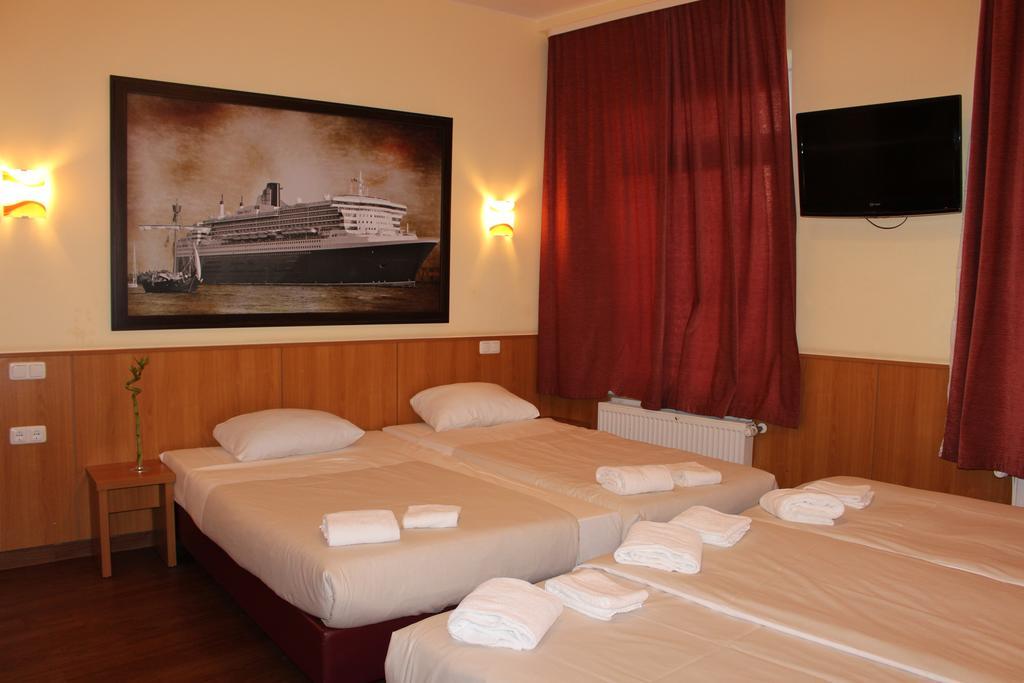 Altan Hotel Hamburgo Exterior foto