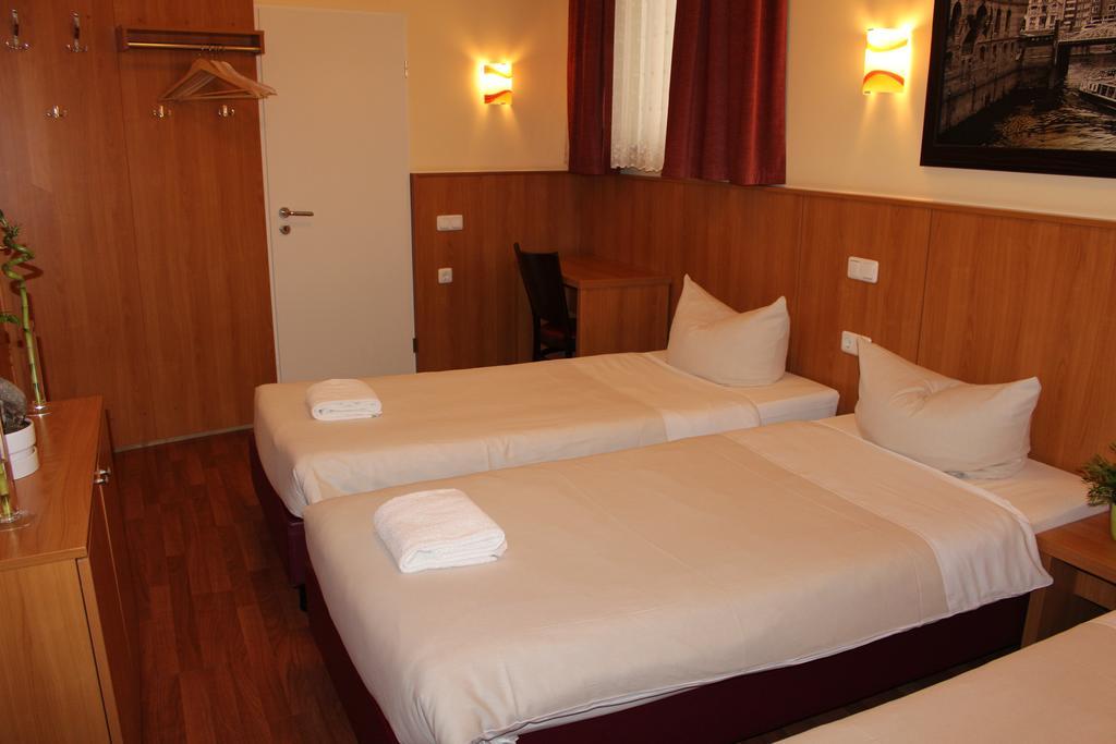 Altan Hotel Hamburgo Exterior foto